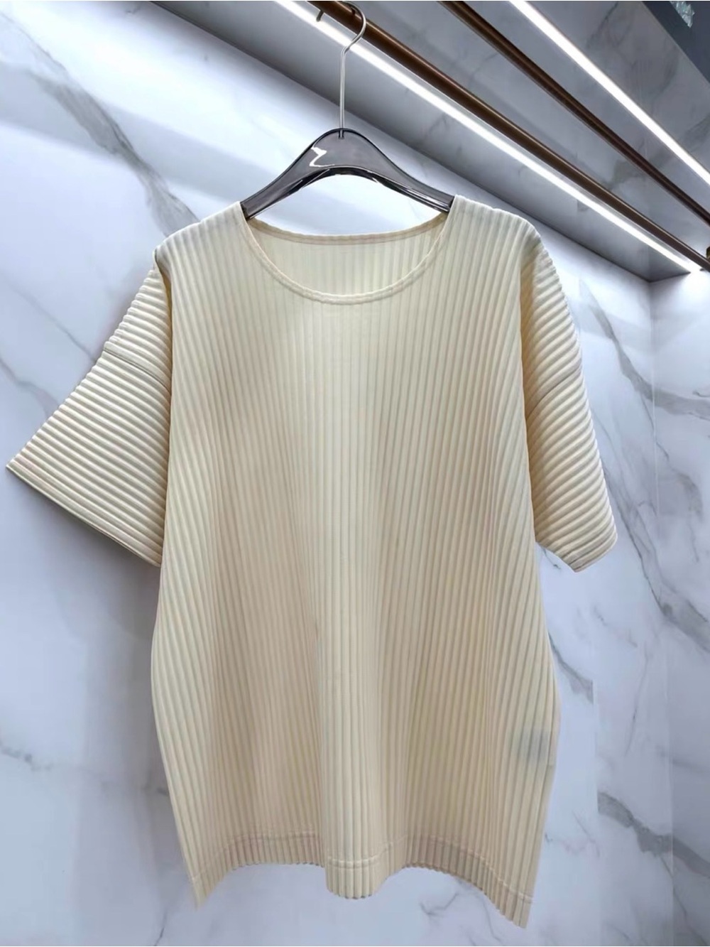 Issey Miyake Cream Pleated Short-Sleeve Top